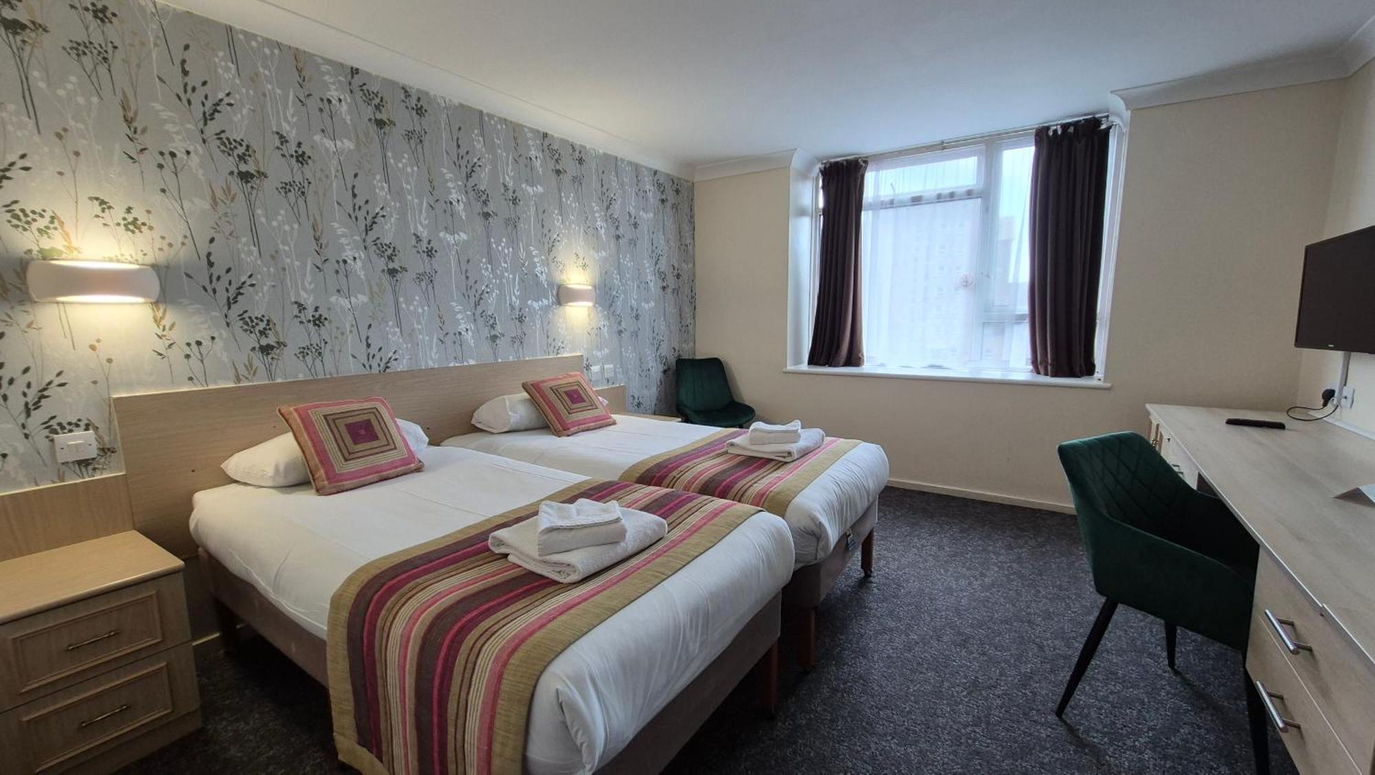 Heathlands Hotel Bournemouth Exterior photo